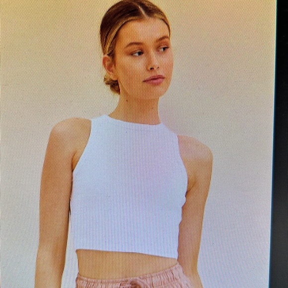 Ambiance Tops - Ambiance Classic White Ribbed Cropped Tank